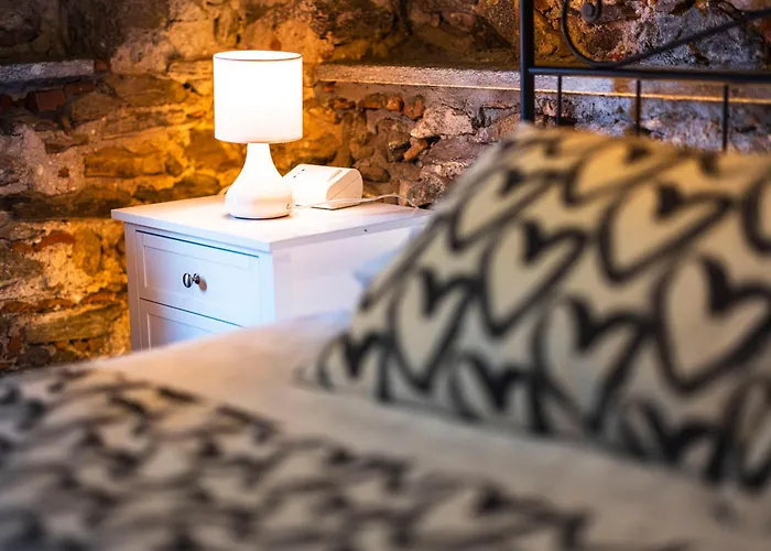 Allgayer - Ancient Dependance شقة بيلجيراتي